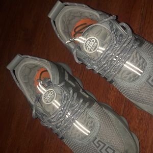 Versace chain reaction